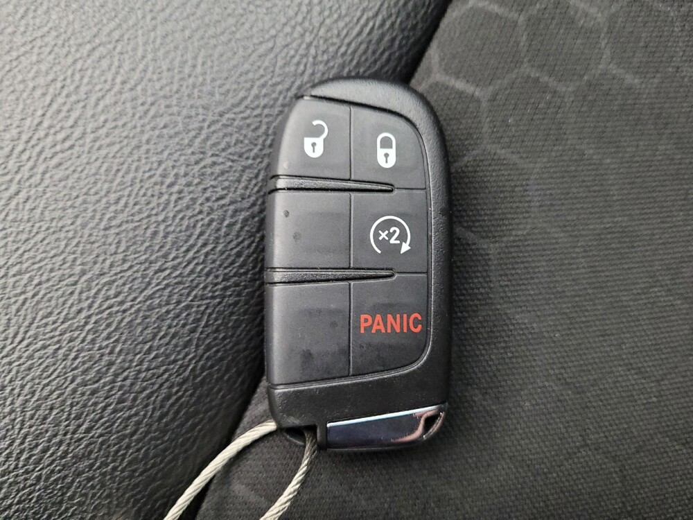 2018 Jeep Compass in Cincinnati, OH 45255 - 18147413 32