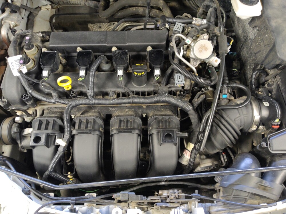 2018 Ford Focus in Houston, TX 77060 - 18147428 30