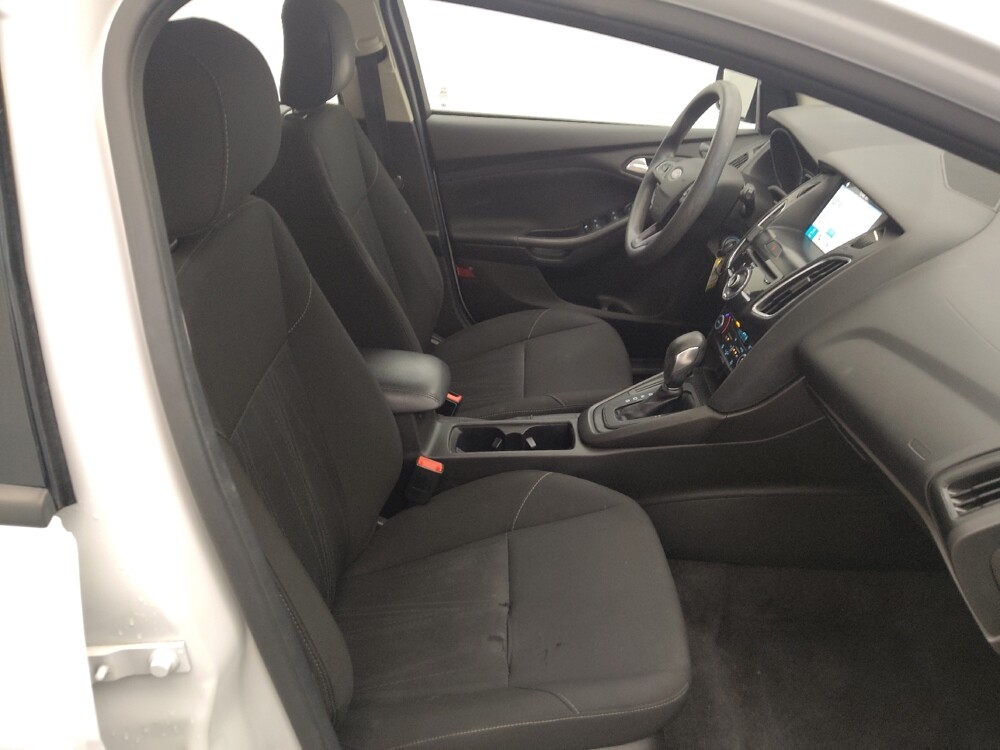 2018 Ford Focus in Houston, TX 77060 - 18147428 21
