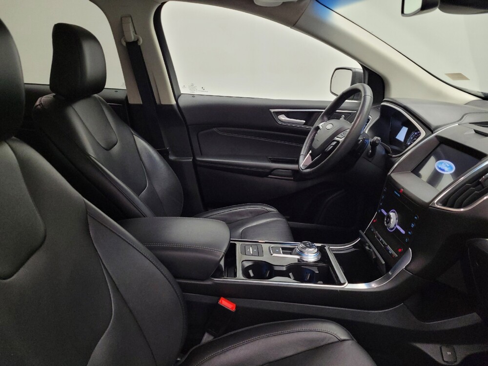 2020 Ford Edge in Fairfield, OH 45014 - 18147445 21