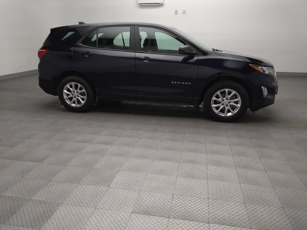 2020 Chevrolet Equinox in Live Oak, TX 78233 - 18147455 10