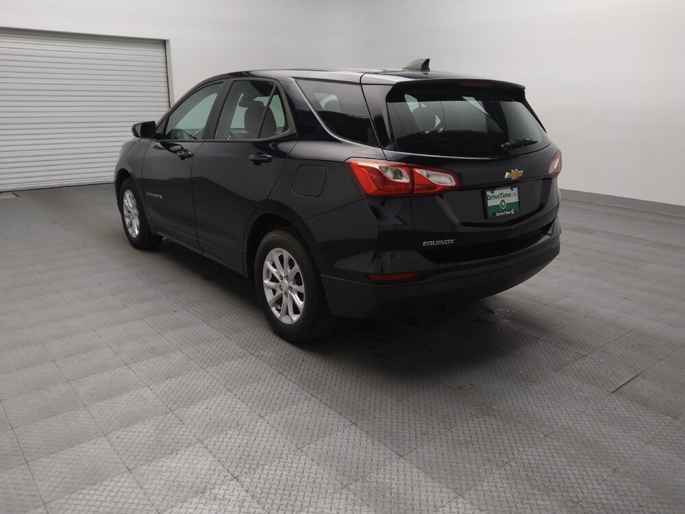 2020 Chevrolet Equinox in Live Oak, TX 78233 - 18147455 3