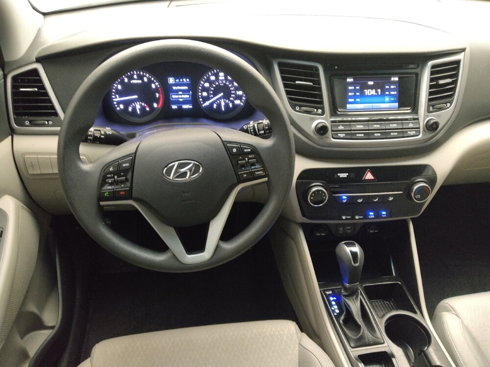 2017 Hyundai Tucson in Houston, TX 77034 - 18147461 22