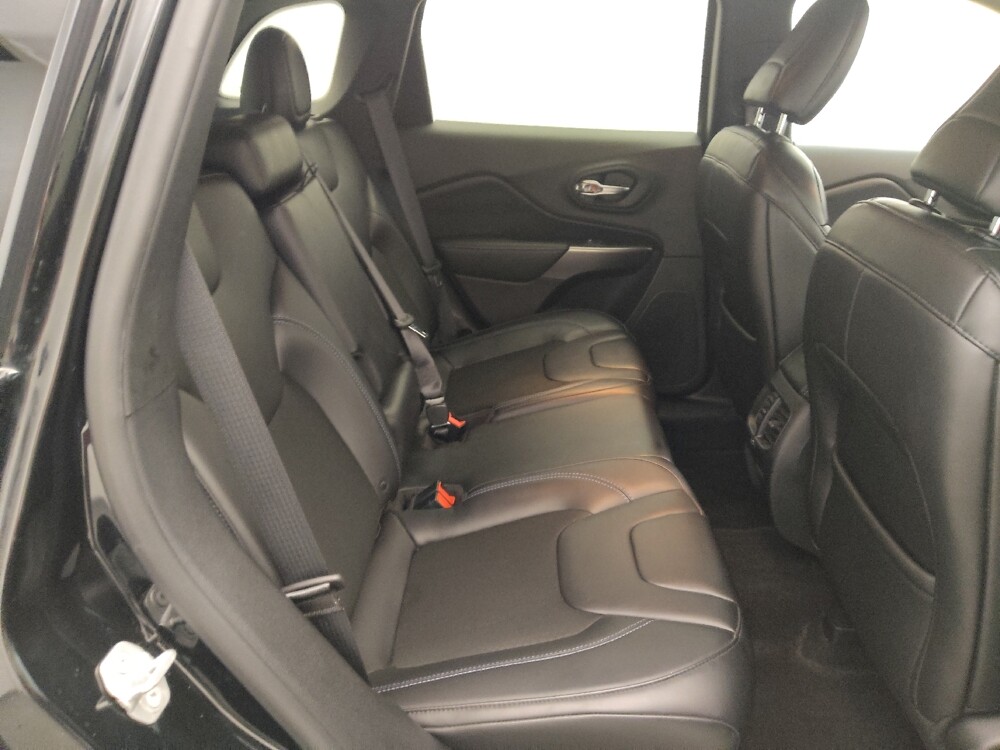 2019 Jeep Cherokee in Houston, TX 77060 - 18147464 19