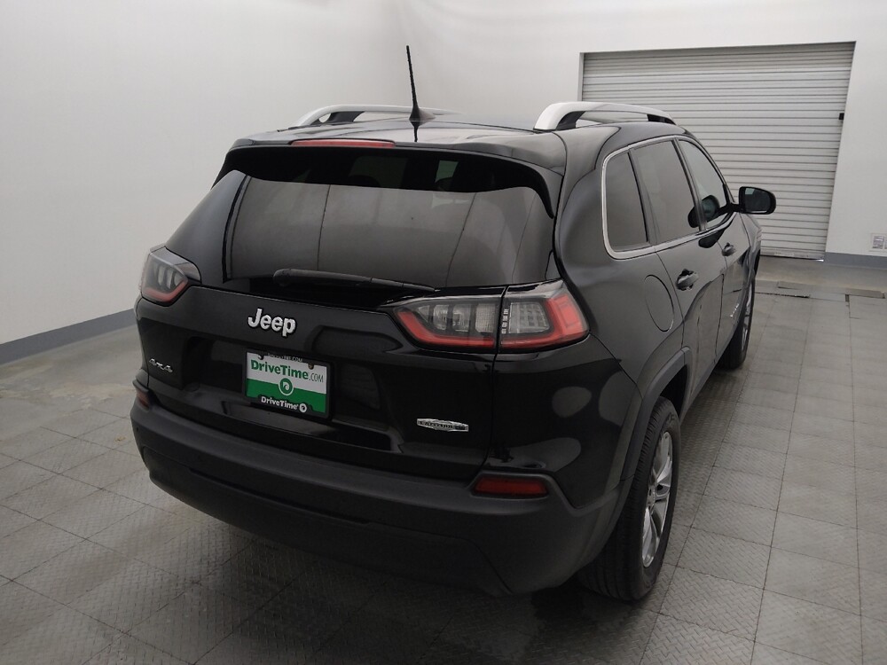2019 Jeep Cherokee in Houston, TX 77060 - 18147464 7