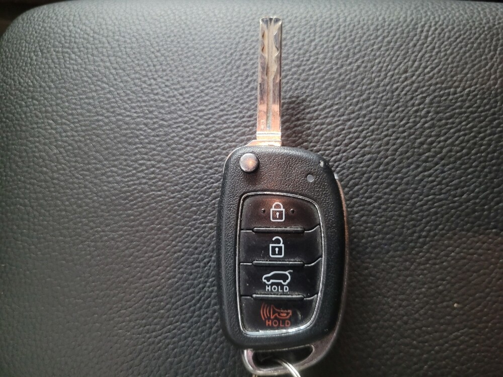 2019 Hyundai Tucson in Stone Mountain, GA 30083 - 18147487 32