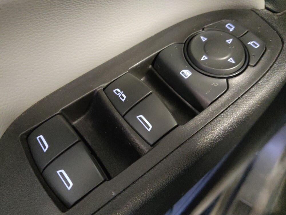 2019 Chevrolet Equinox in Round Rock, TX 78664 - 18147498 27