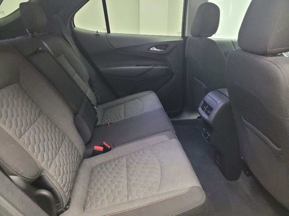 2018 Chevrolet Equinox in Ft Wayne, IN 46805 - 18147525 19