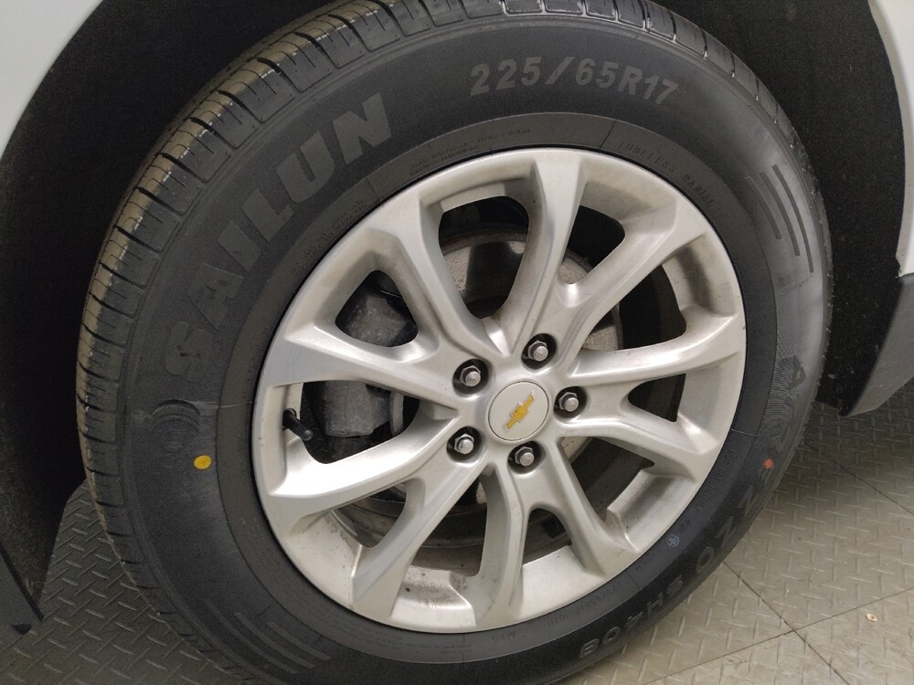 2019 Chevrolet Equinox in Ft Wayne, IN 46805 - 18147528 31