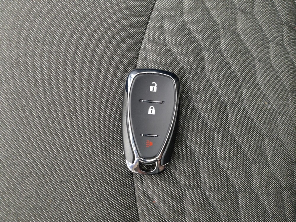 2019 Chevrolet Equinox in Ft Wayne, IN 46805 - 18147531 32