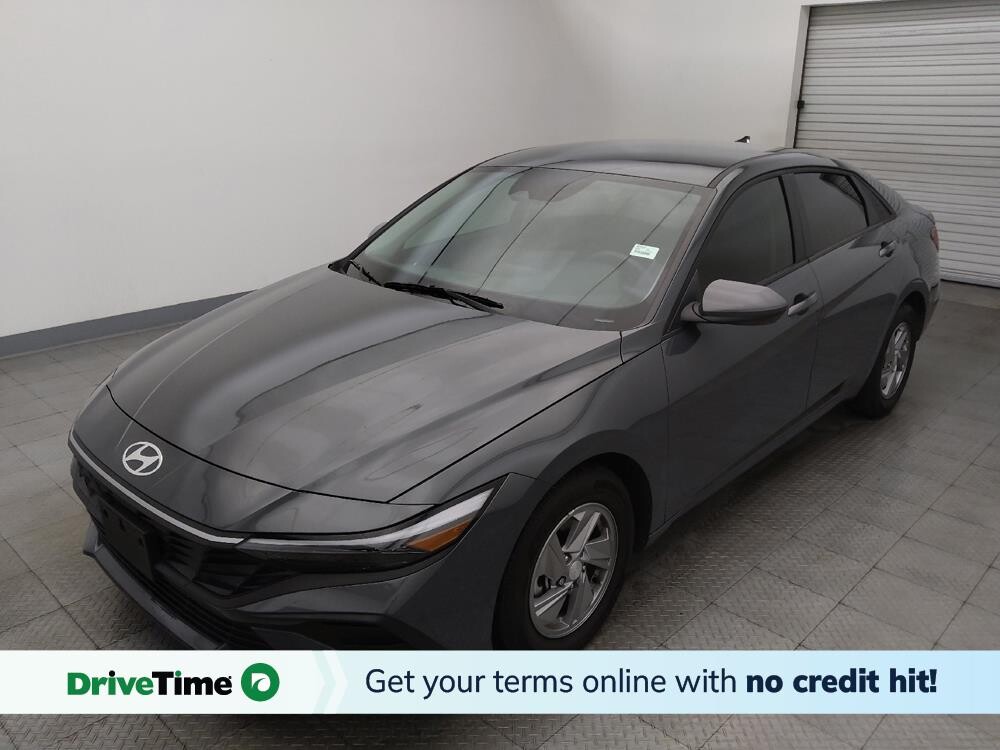 2025 Hyundai Elantra in Houston, TX 77074 - 18147549