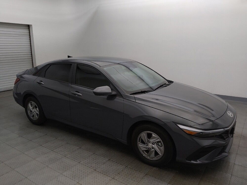 2025 Hyundai Elantra in Houston, TX 77074 - 18147549 11
