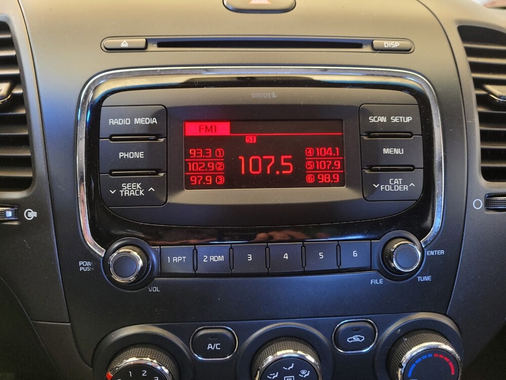 2017 Kia Forte in Columbus, OH 43231 - 18147582 25