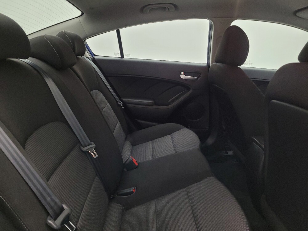 2017 Kia Forte in Columbus, OH 43231 - 18147582 19