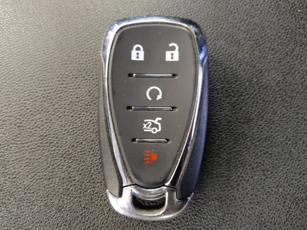 2020 Chevrolet Equinox in Houston, TX 77060 - 18147599 32