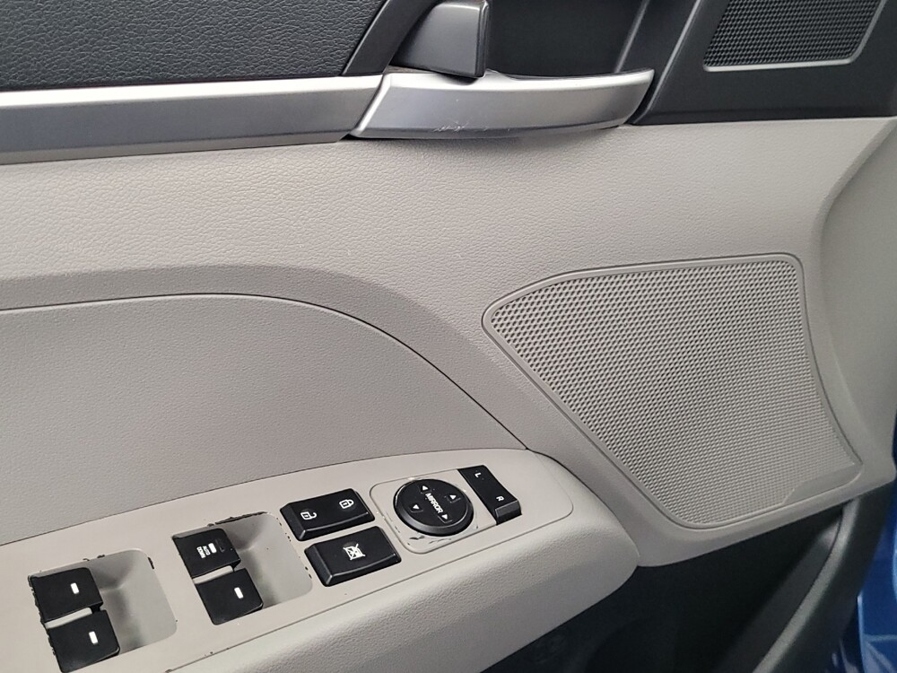 2019 Hyundai Elantra in Houston, TX 77060 - 18147609 27