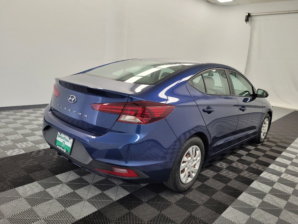 2019 Hyundai Elantra in Houston, TX 77060 - 18147609 9