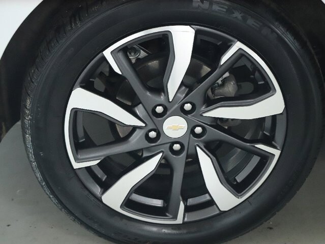 2022 Chevrolet Equinox in Bedford, OH 44146 - 18147641 12