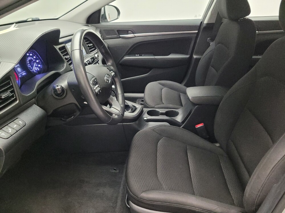 2020 Hyundai Elantra in Torrance, CA 90504 - 18147652 17