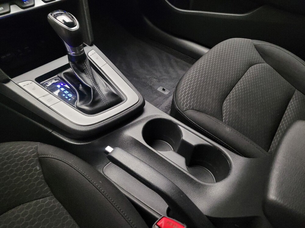 2020 Hyundai Elantra in Torrance, CA 90504 - 18147652 26