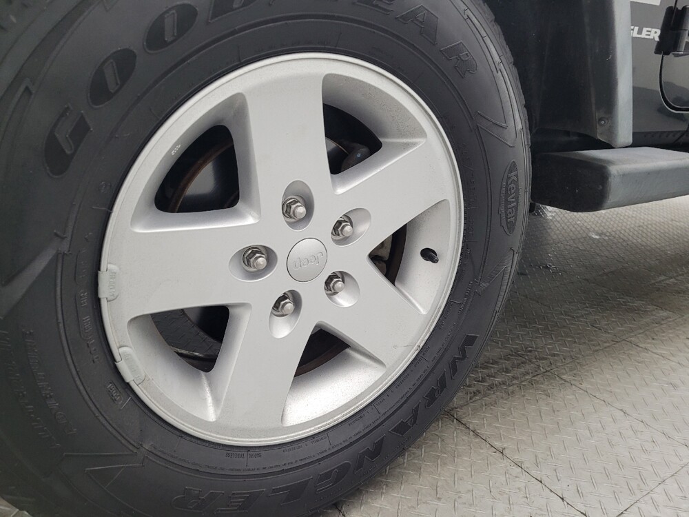 2017 Jeep Wrangler in Charleston, SC 29414 - 18147688 31