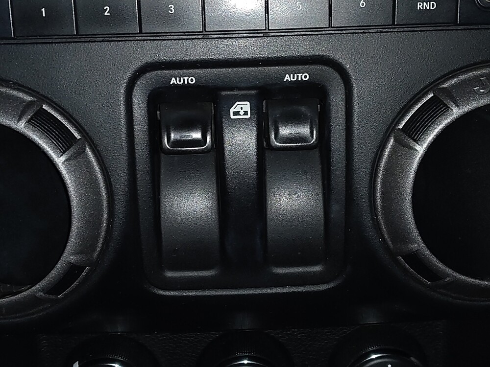 2017 Jeep Wrangler in Charleston, SC 29414 - 18147688 27
