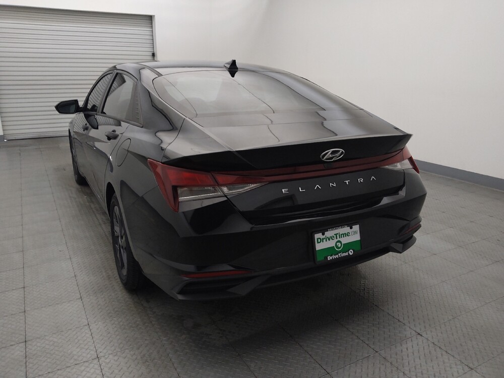 2021 Hyundai Elantra in Houston, TX 77034 - 18147723 6