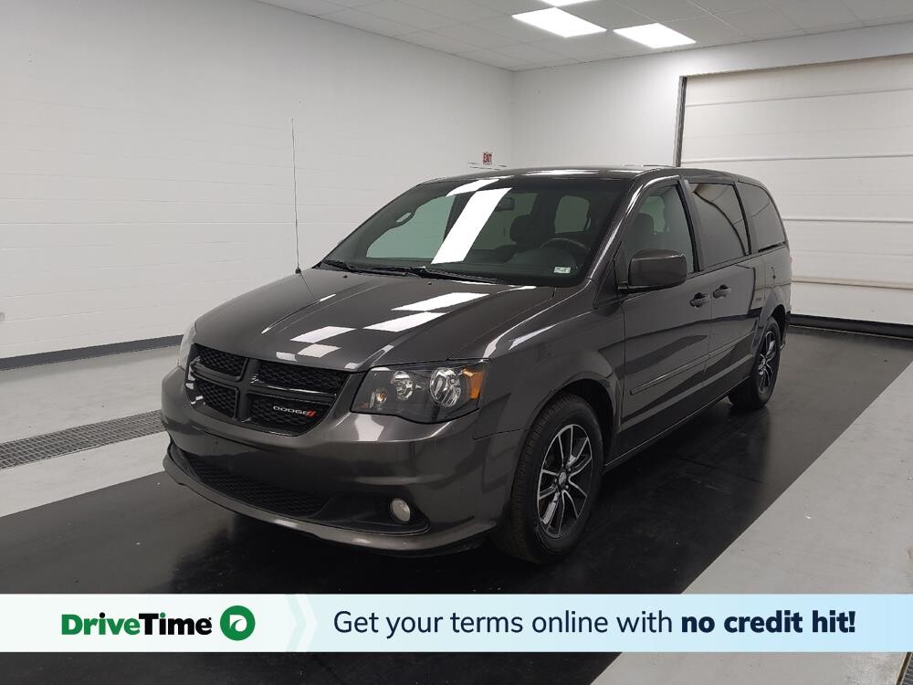 2016 Dodge Grand Caravan in St. Louis, MO 63125 - 18147731