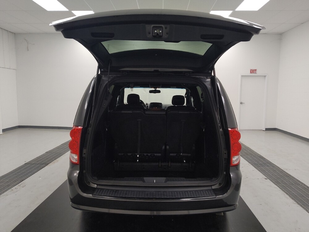 2016 Dodge Grand Caravan in St. Louis, MO 63125 - 18147731 29