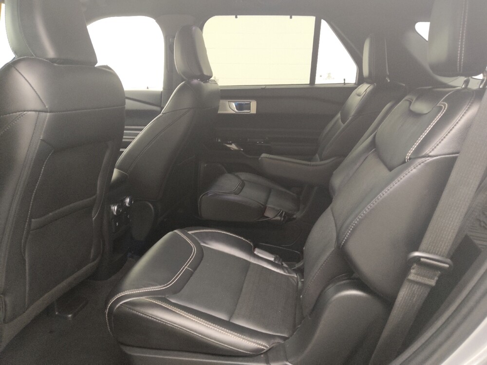 2021 Ford Explorer in St. Louis, MO 63125 - 18147733 18
