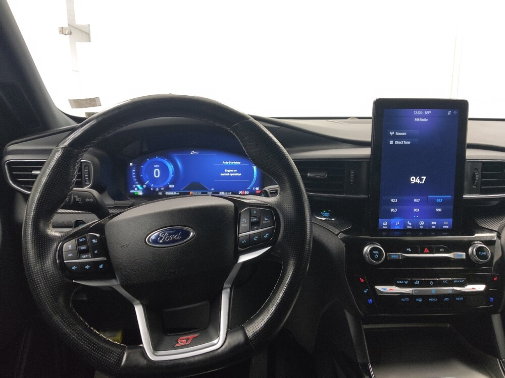 2021 Ford Explorer in St. Louis, MO 63125 - 18147733 22