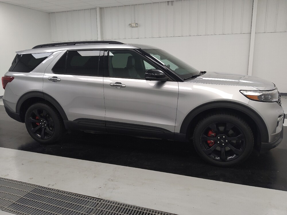 2021 Ford Explorer in St. Louis, MO 63125 - 18147733 11