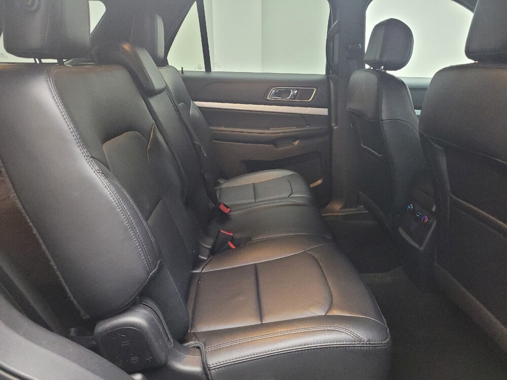 2016 Ford Explorer in Taylor, MI 48180 - 18147755 19