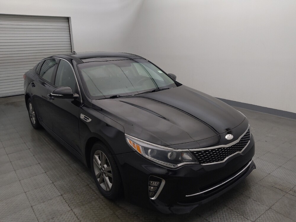 2018 Kia Optima in Houston, TX 77060 - 18147783 13