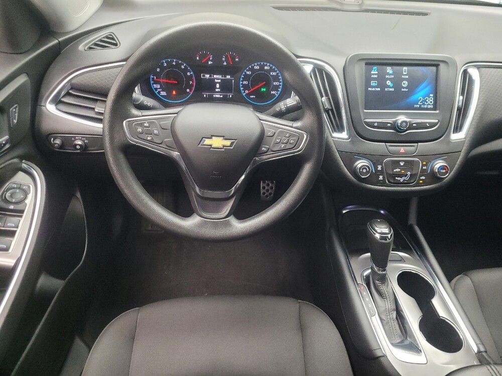 2016 Chevrolet Malibu in Indianapolis, IN 46222 - 18147792 22