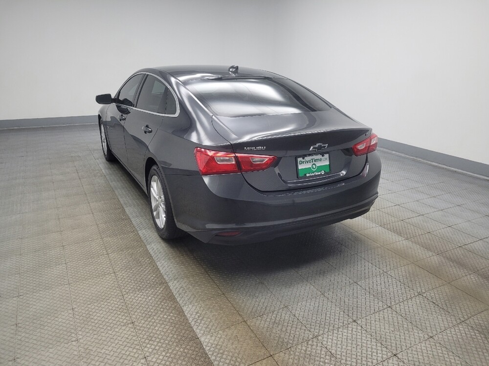 2016 Chevrolet Malibu in Indianapolis, IN 46222 - 18147792 5