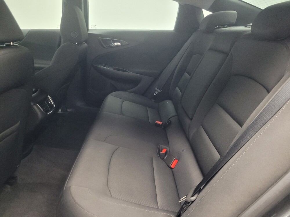 2016 Chevrolet Malibu in Indianapolis, IN 46222 - 18147792 18