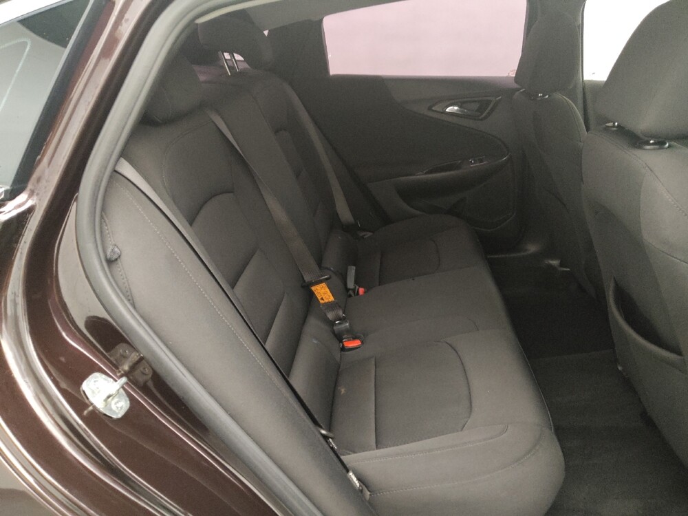 2021 Chevrolet Malibu in Houston, TX 77034 - 18147800 19