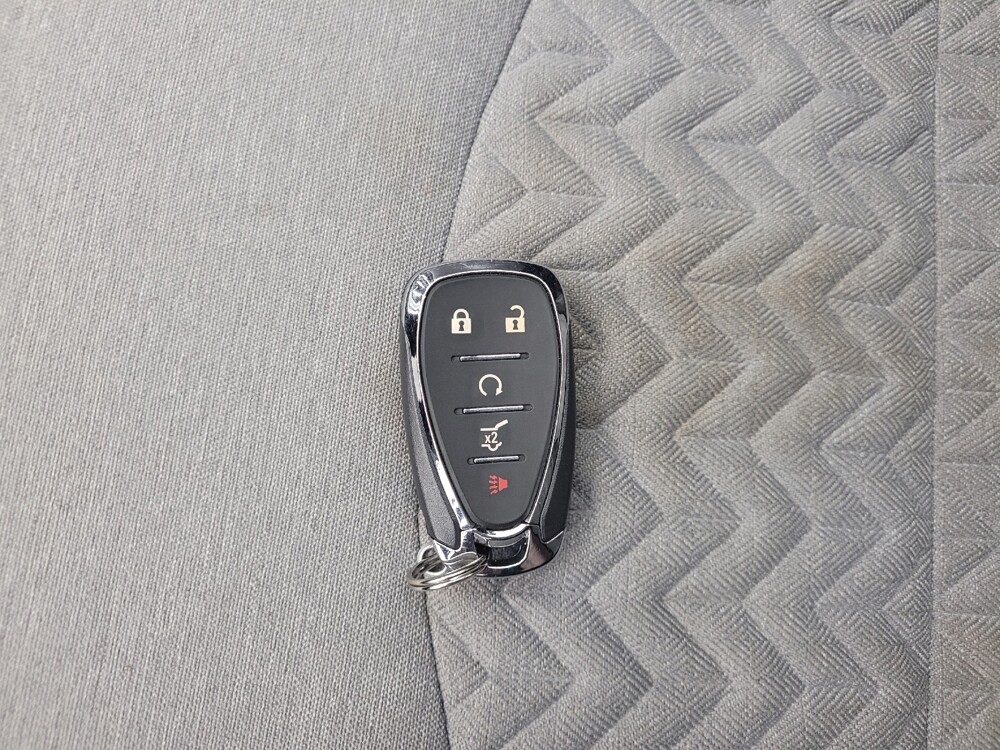 2024 Chevrolet Equinox in Taylor, MI 48180 - 18147807 32