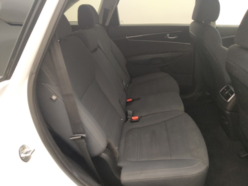 2019 Kia Sorento in Round Rock, TX 78664 - 18147811 19
