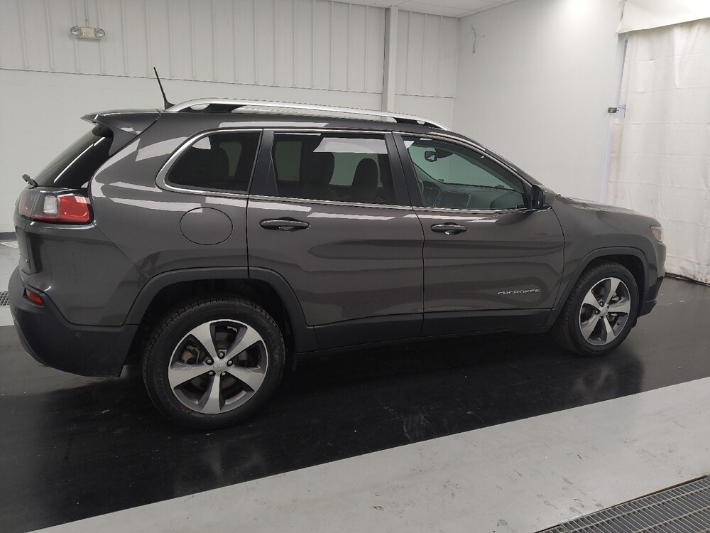 2021 Jeep Cherokee in St. Louis, MO 63125 - 18147815 10