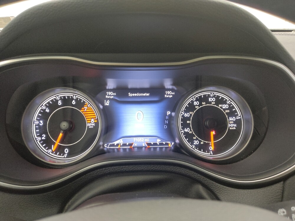 2021 Jeep Cherokee in St. Louis, MO 63125 - 18147815 23