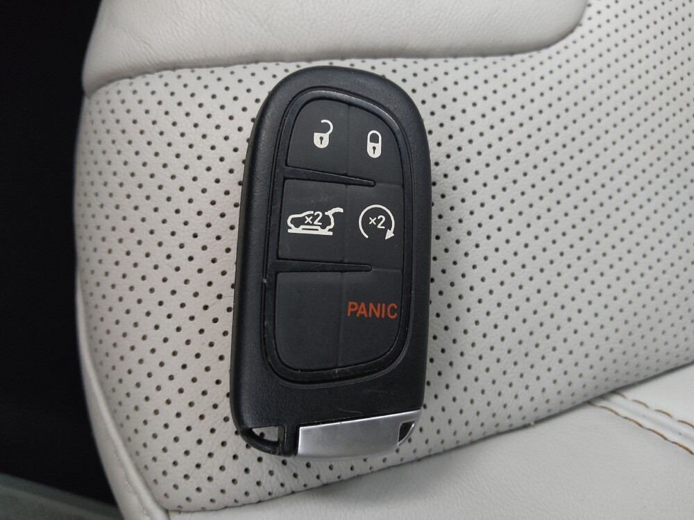 2021 Jeep Cherokee in St. Louis, MO 63125 - 18147815 32