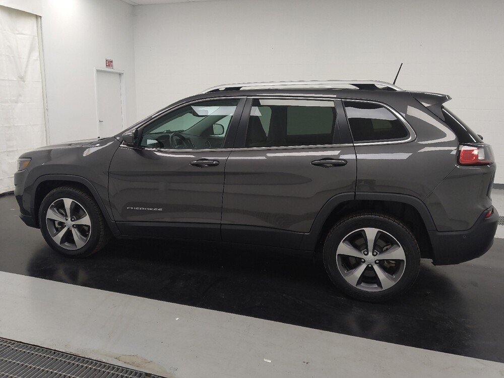2021 Jeep Cherokee in St. Louis, MO 63125 - 18147815 3