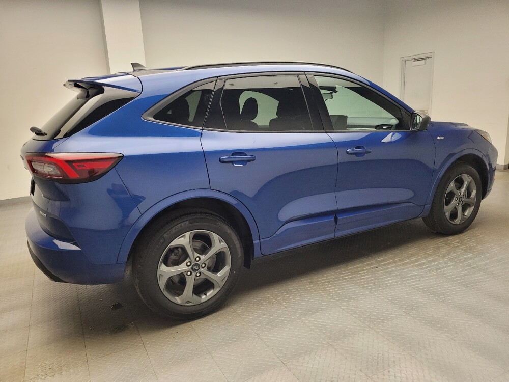 2023 Ford Escape in Taylor, MI 48180 - 18147825 10