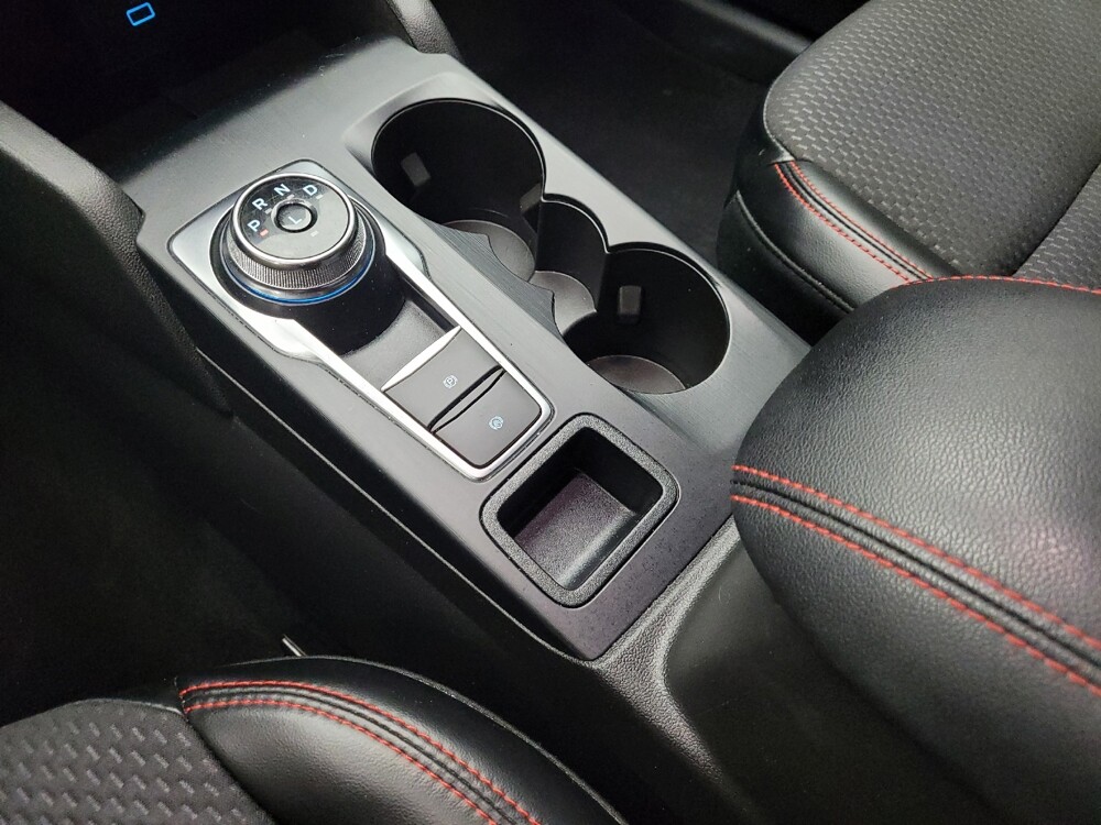 2023 Ford Escape in Taylor, MI 48180 - 18147825 26