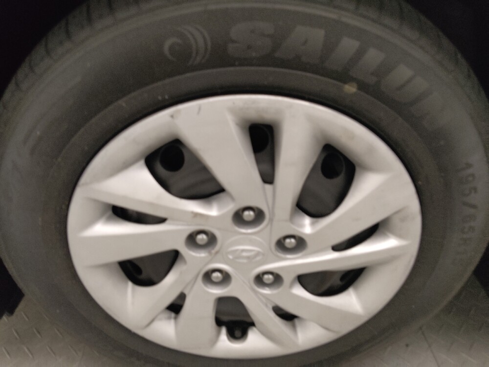 2018 Hyundai Elantra in Columbus, GA 31909 - 18147839 31