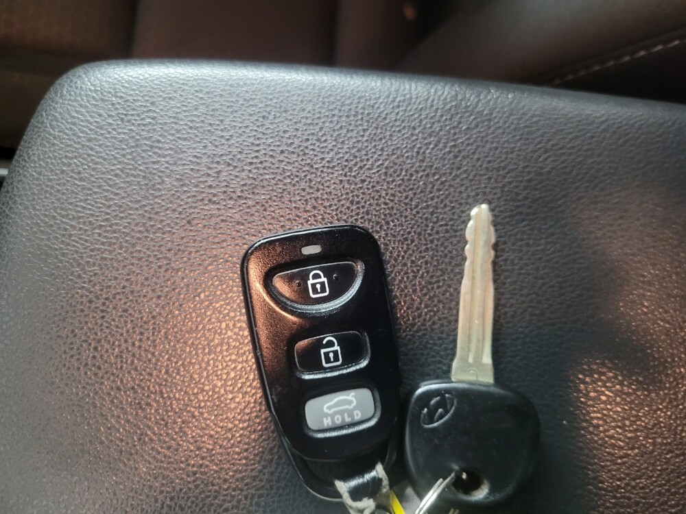 2018 Hyundai Elantra in Columbus, GA 31909 - 18147839 32