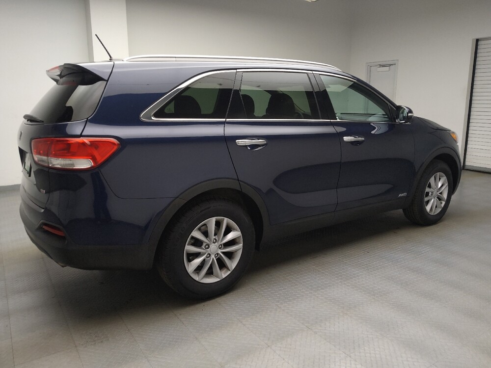 2017 Kia Sorento in Taylor, MI 48180 - 18147858 10