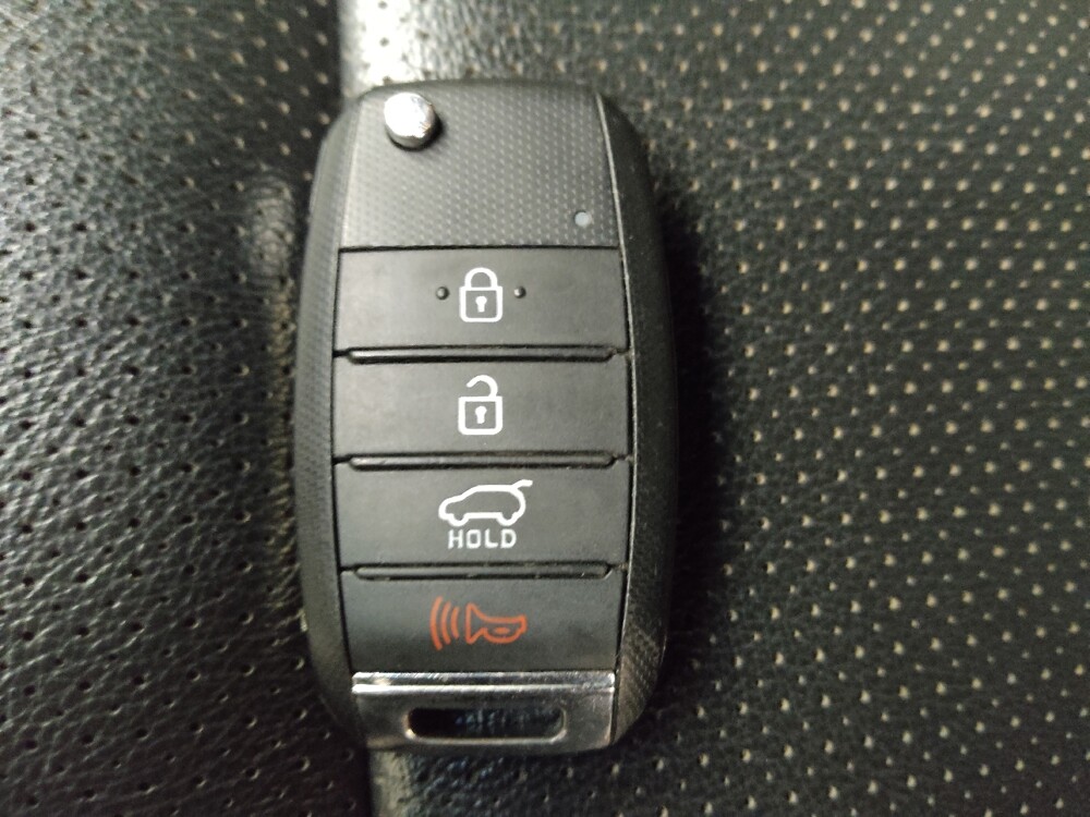 2020 Kia Sportage in Taylor, MI 48180 - 18147861 32